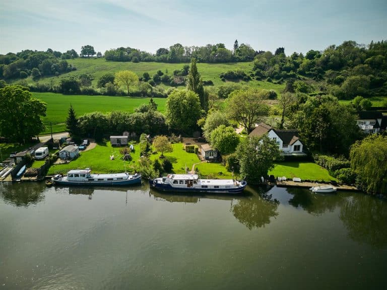 Spade Oak Reach, Cookham, SL6