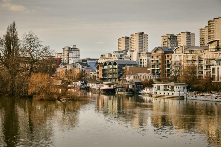 Kew Bridge Road, Brentford, TW8